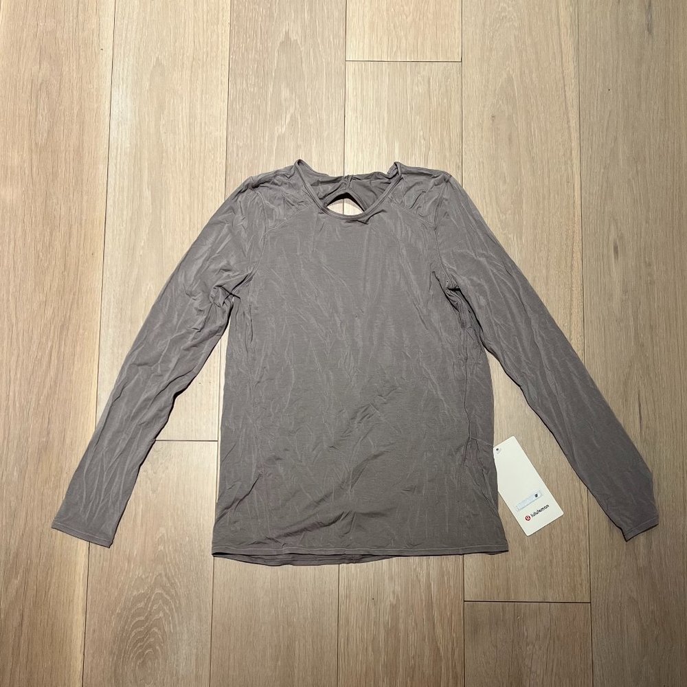 Lululemon - Timeless Twist LS